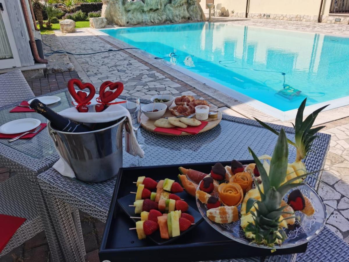 Residenza Nosy Be Villa Palombara Sabina ภายนอก รูปภาพ
